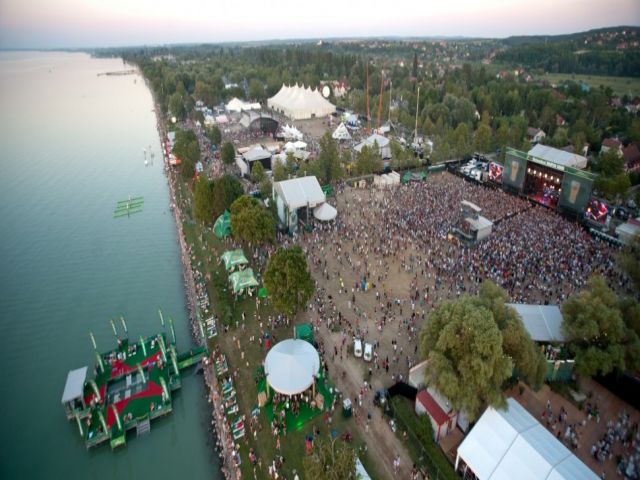 Ausflugtipps und Freizeitbeschäftigung: Balaton Sound Festival in Zamardi Plattensee, internationales Elektro und Hip Hop Festival in Ungarn