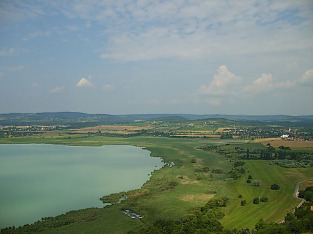 Örvenyes:Kleiner zentral gelegener Ort zwischen Balatonakali und Balatonfüred: Wunderschöne Natur zum Entspannen