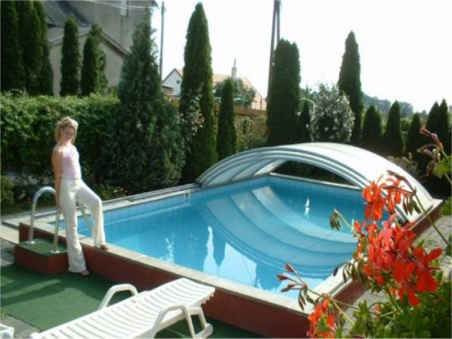 Badacsony: Ferienhaus mit Pool und 2 separaten Wohnungen bis 17 Personen WIFI Internet! - 