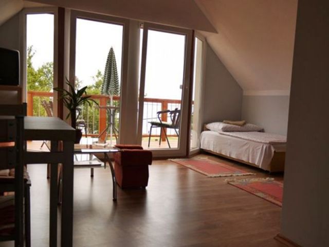 Revfülöp: Modernes Ferienhaus zur alleinigen Nutzung nah am See mit Panorama bis max. 8 Personen - Urlaub am Balaton